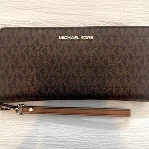 Michael Kors Large Logo Continental Wallet